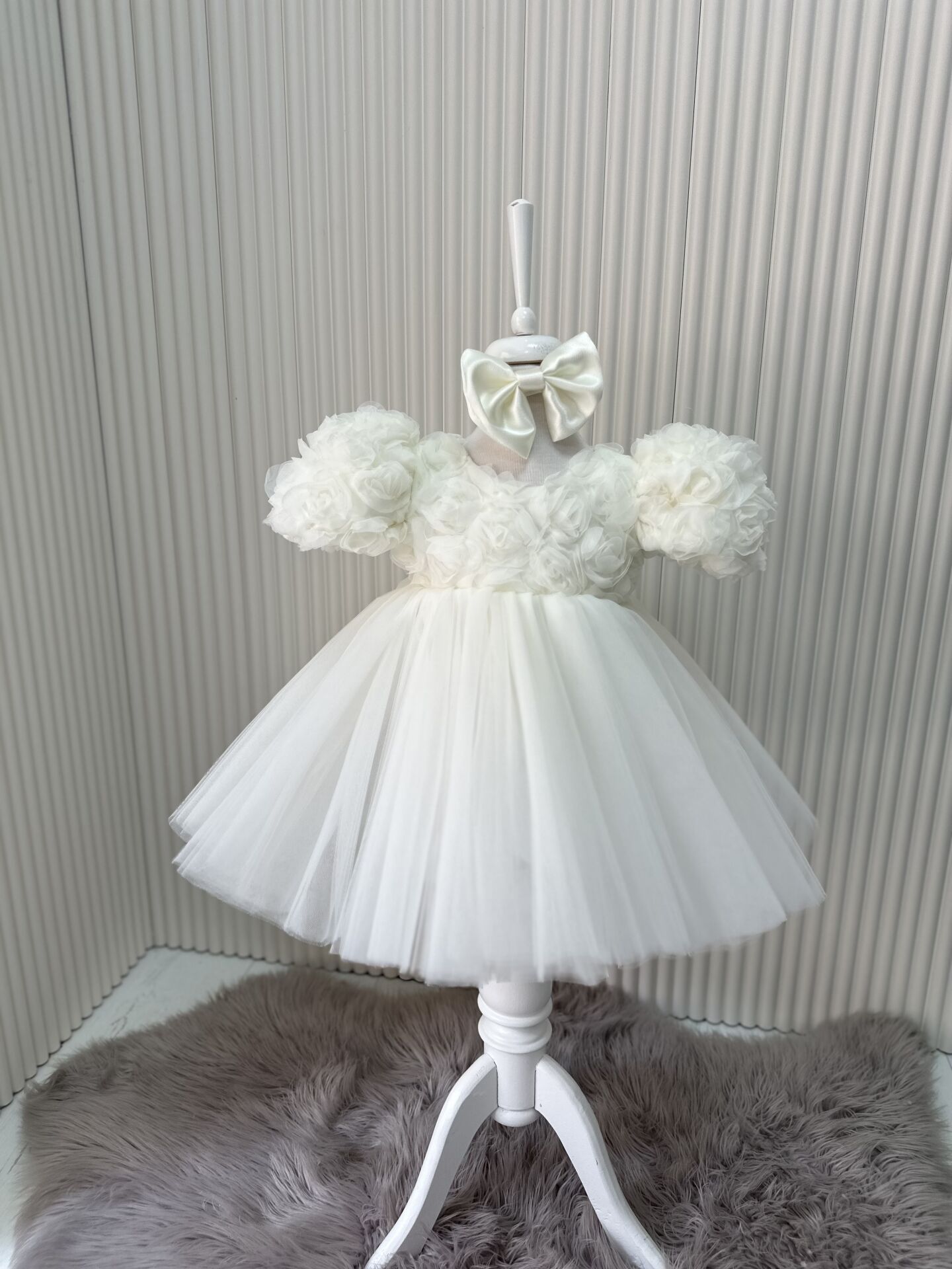 Emily Krem Abiye Elbise